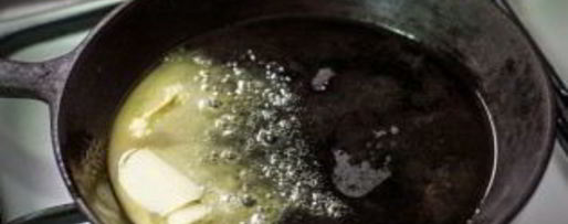 Шаг 1: стейка рибай на сковороде