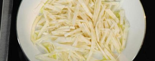 Шаг 1: стейка с черным трюфелем, фуа-гра и томленым корнем сельдерея