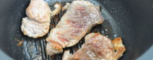 Шаг 4: стейка с соусом из красного вина