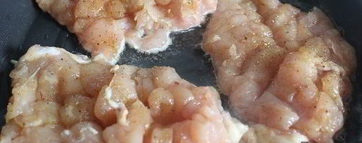 Шаг 2: стейков из куриной грудки с картофельными дольками