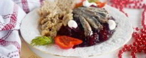 Шаг 4: свекольного гарнира с килечкой