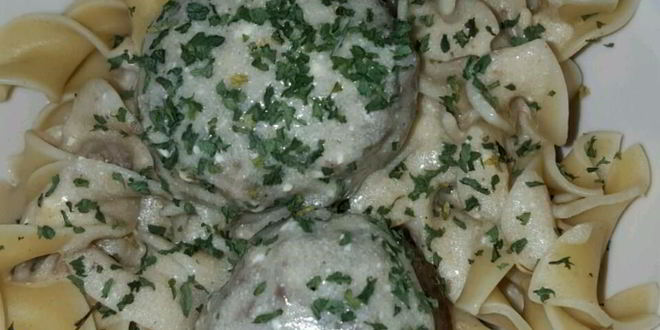 Рецепт датских тефтелей в сметанной подливке