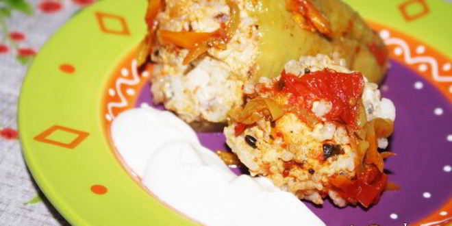 Рецепт фаршированных перцев и тефтели со свининой, курицей и кабачком