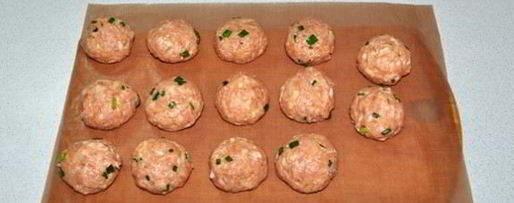 Шаг 1: острых тефтелек в томатном соусе