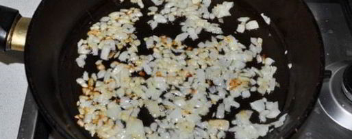 Шаг 2: острых тефтелек в томатном соусе