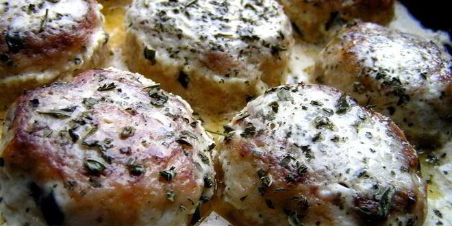 Рецепт тефтелей из индейки с базиликом и мятой в сливочном соусе