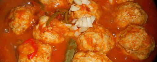 Шаг 5: тефтелей куриных в соусе из томатов и сладкого перца