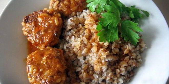 Рецепт тефтелей под соусом на сковороде