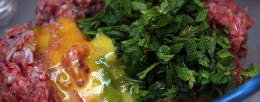 Шаг 2: тефтелей в томатном соусе с мятой