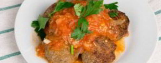 Шаг 5: тефтелей в томатном соусе