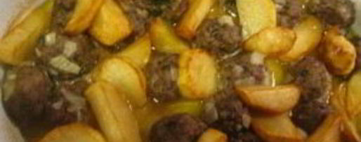 Шаг 2: тушеной картошки с тефтелями