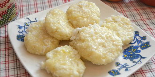 Рецепт ленивых вареников с кокосовой стружкой