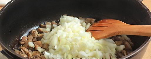 Шаг 10: постных вареников с картошкой и грибами