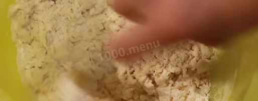 Шаг 2: теста для вареников с вишней заварное