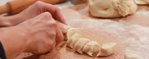 Шаг 8: теста для вареников с вишней заварное