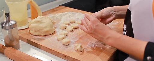 Шаг 9: теста для вареников с вишней заварное