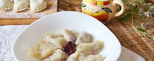 Шаг 10: творожных вареников с вишней