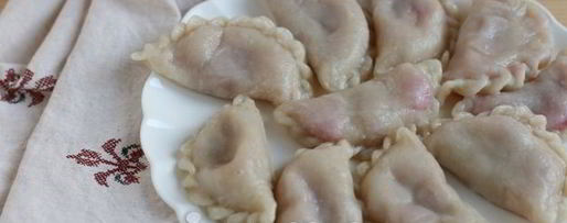 Шаг 18: вареников на воде со свежей малиной