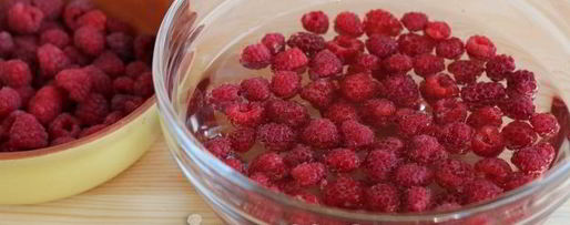 Шаг 11: вареников на воде со свежей малиной