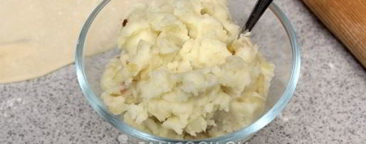 Шаг 3: вареников с картошкой на пару в мультиварке