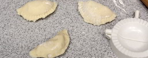 Шаг 6: вареников с картошкой на пару в мультиварке