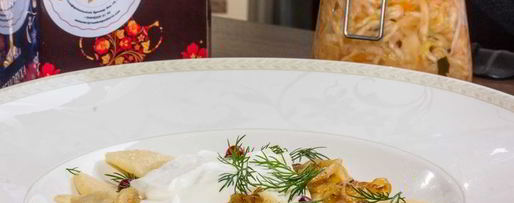 Шаг 17: вареников с кислой капустой и мятым картофелем