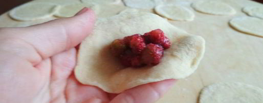 Шаг 4: вареников с лесной земляникой