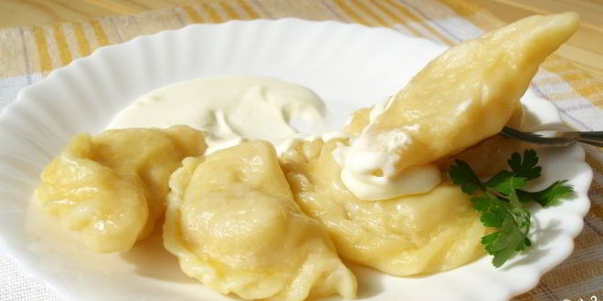 Рецепт вареников с салом