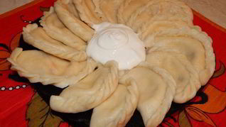 Рецепт Вареников с творогом и финиками