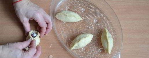 Шаг 12: вареников с вишней на пару