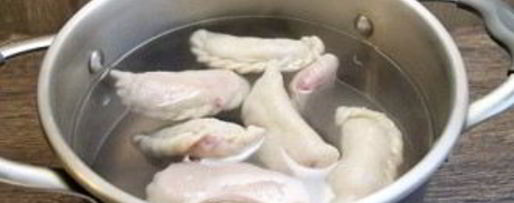 Шаг 5: вареников с вишнями из заварного теста