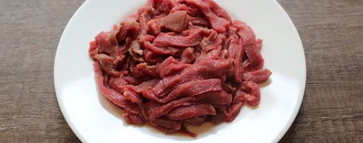 Шаг 1: яичной лапши с говядиной и брокколи