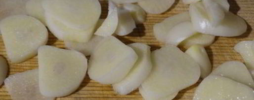 Шаг 9: хмельного жаркого в горшочке с вяленым черносливом