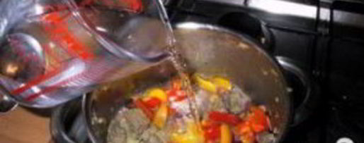 Шаг 3: жаркого из говядины с чечевицей и красным вином