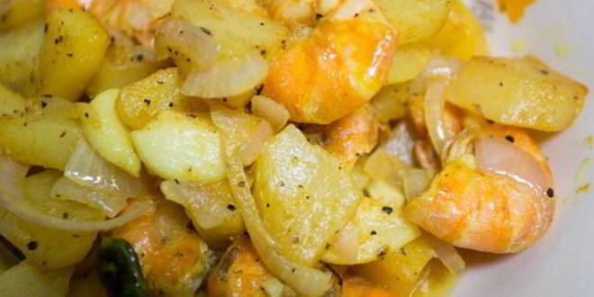 Рецепт жаркого из рыбы с креветками