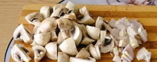 Шаг 2: жаркого из свинины с картофелем и грибами