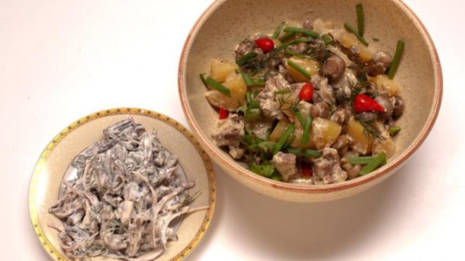 Рецепт Жаркого из свинины с овощами в горшочке