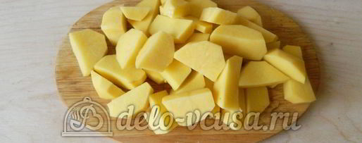 Шаг 2: жаркого из свинины в горшочках