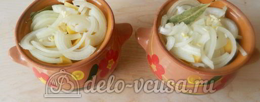 Шаг 4: жаркого из свинины в горшочках