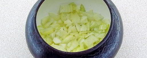 Шаг 4: жаркого по-купечески в горшочках