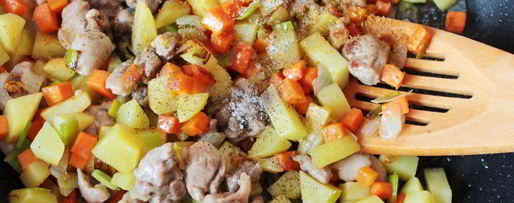 Шаг 4: жаркого с картошкой