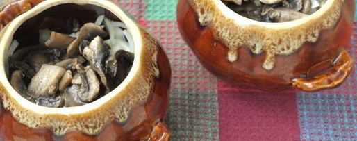 Шаг 2: жаркого с мясом, картофелем и грибами в горшочках