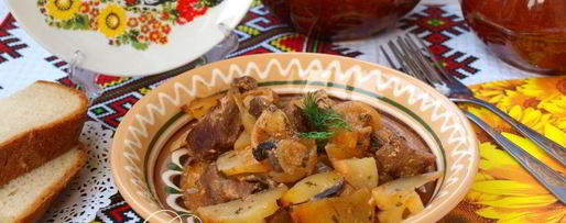 Шаг 5: жаркого с мясом, картофелем и грибами в горшочках