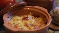 Рецепт Жаркого в горшочке по-домашнему с сырной шапочкой