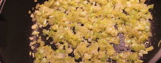 Шаг 2: куриных зраз с грибами и гречкой и овощное соте на гарнир