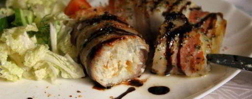 Шаг 10: зраз из тилапии в беконе с овощным салатом