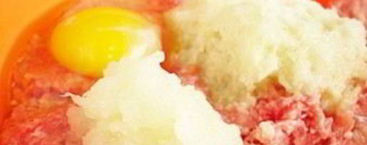 Шаг 1: зраз с грибами и яйцом