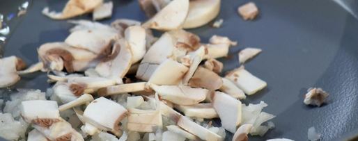 Шаг 1: зраз с рисом и грибным соусом