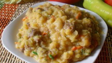 Рецепт Гороховой каши с мясным фаршем в мультиварке