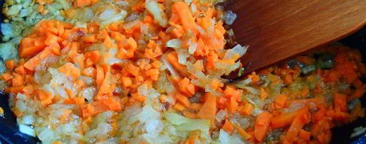 Шаг 2: гороховой каши с зажаркой